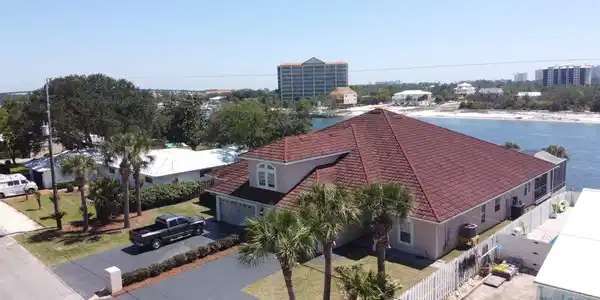 14057 Canal Dr