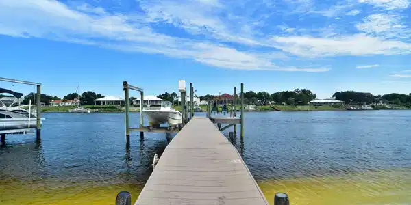 14032 Waterview Dr