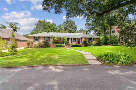 54 Blithewood Dr