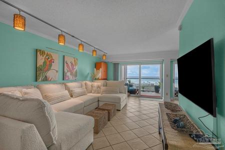 1600 Via Deluna Dr