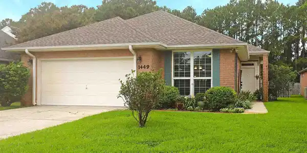 1449 Champions Green Dr