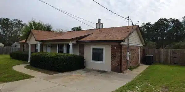 10109 Peppertree Ct