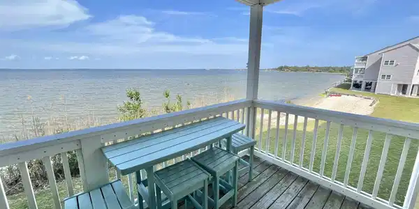 16064 Innerarity Pt Rd