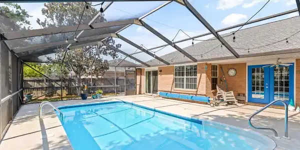 3039 Concho Dr