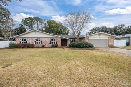 117 Hibiscus Ave