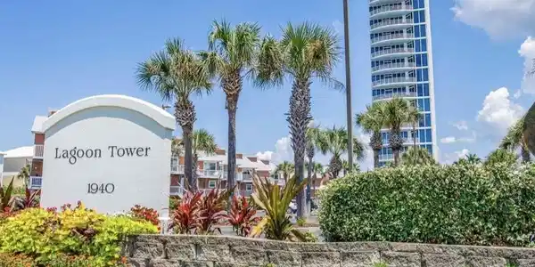 1940 W Beach Blvd