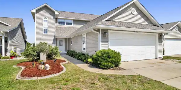 1110 Lionsgate Ln