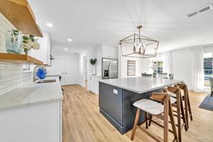 11 Maple Ave