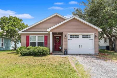 112 Kaelyn Ln