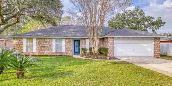 1411 Tender Oaks Ln