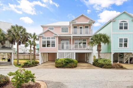 135 Blue Lagoon Dr