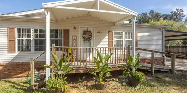 14621 Mullet Ln
