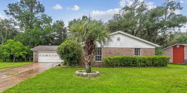 10819 Berryhill Rd
