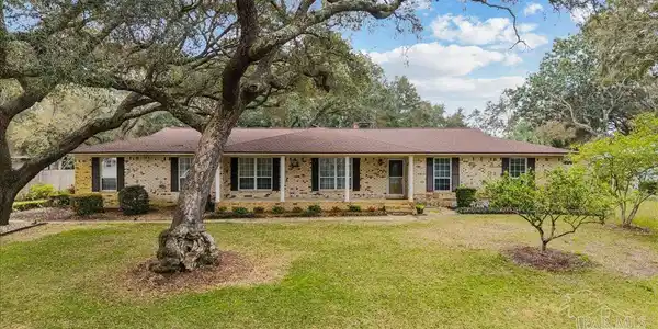 2817 Oak Ridge Dr