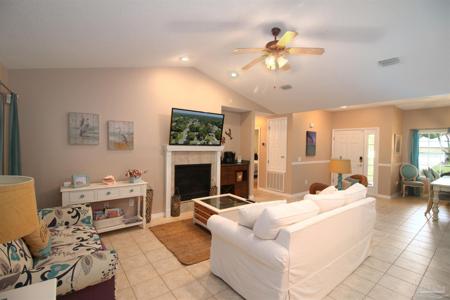 6495 Flagler Dr