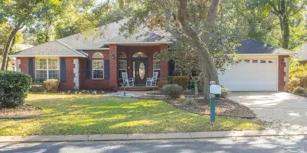 9769 Jabiru Ln