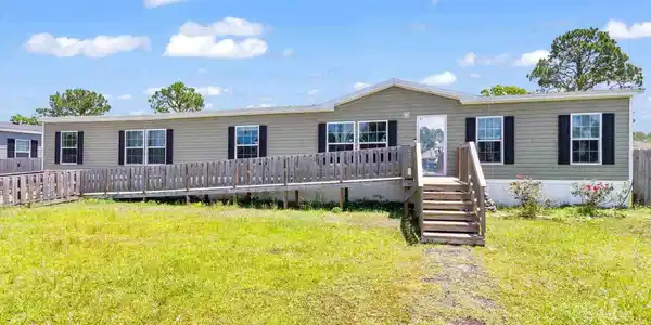 138 Kathryn Dr