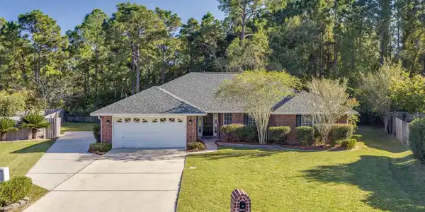3062 Concho Dr