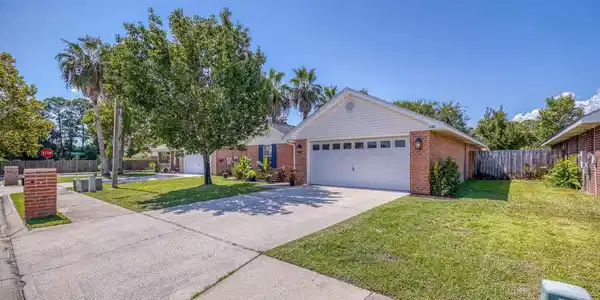 3747 Boardwalk Ct