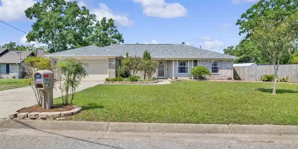 10926 Oak Valley Cir