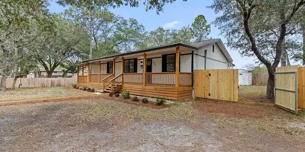 5968 Capitol Dr