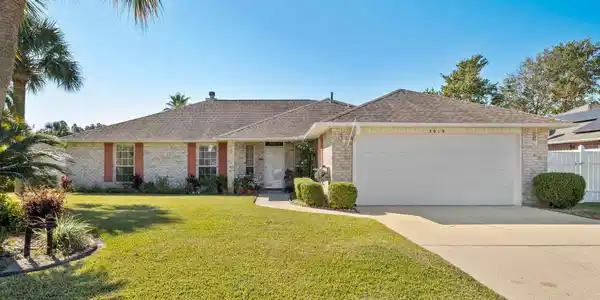 3019 Southsky Ln