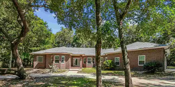 16340 Innerarity Pt Rd
