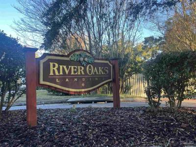 3480 River Oaks Ln
