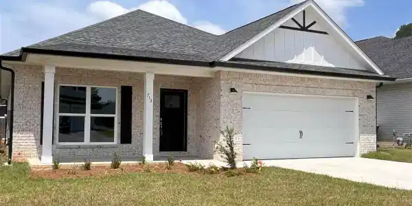713 Upper Heron Way