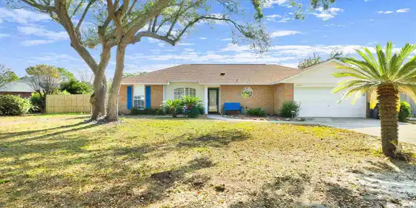 1021 Oak View Dr