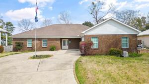 6 Rockwood Rd