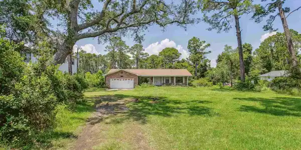 13700 Innerarity Pt Rd