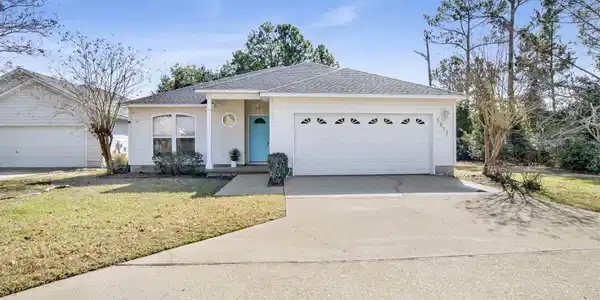 5951 Bay Vista Dr