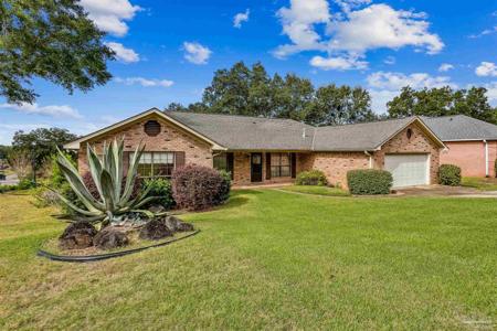 1960 Woodbridge Dr
