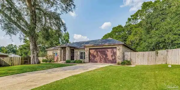 477 Elcino Dr