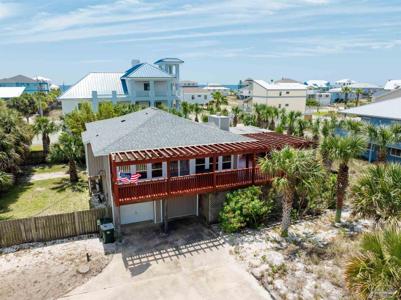 1202 Via Deluna Dr