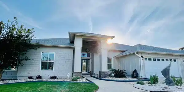 5521 Navaho Dr