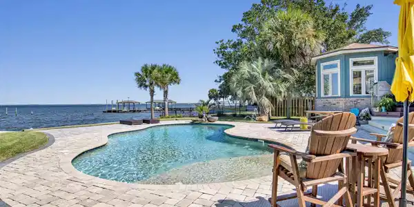 16302 North Shore Dr