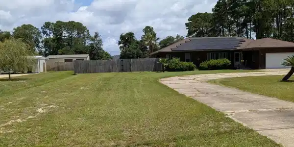 3106 Oriole Dr