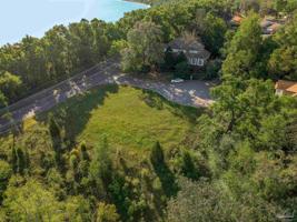 4690 Scenic Ct