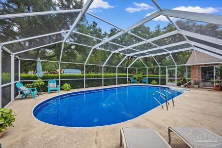2602 Hidden Creek Dr