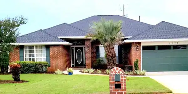 1672 Beachside Dr