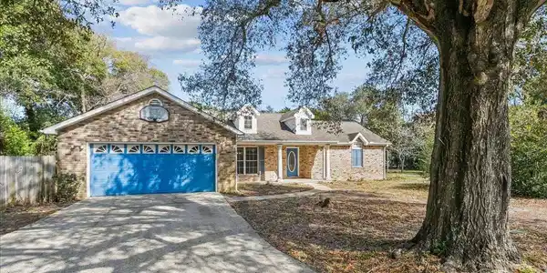 100 Oviedo St