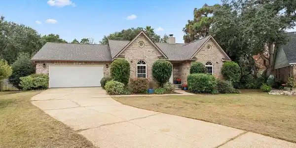 4159 Eastview Pl
