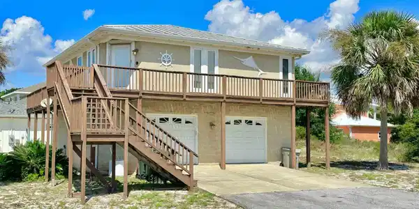13950 Canal Dr