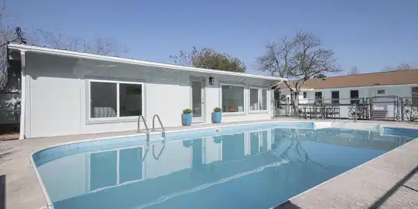 1310 La Paz St
