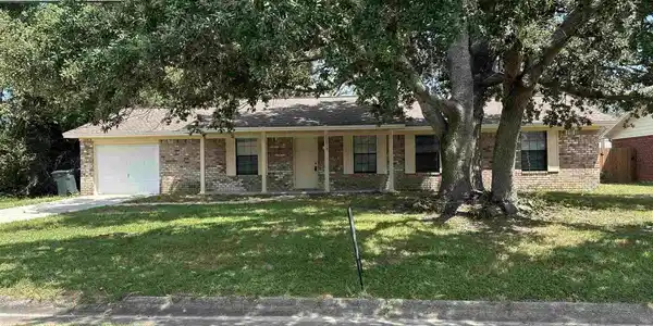 10818 Oak Valley Dr
