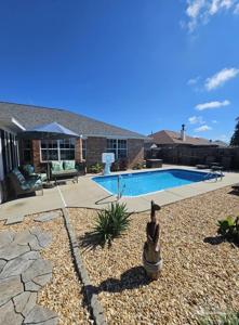 594 Batten Blvd