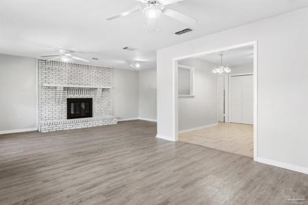 310 Evergreen Dr