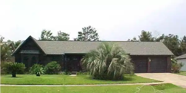 1167 Sanibel Ln